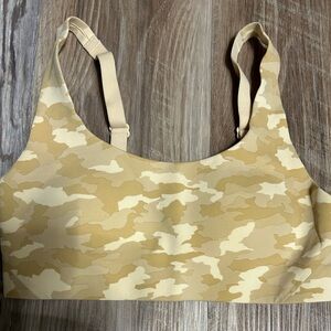 Lululemon Athletica Beige Camo Sports Bra size 6 AB